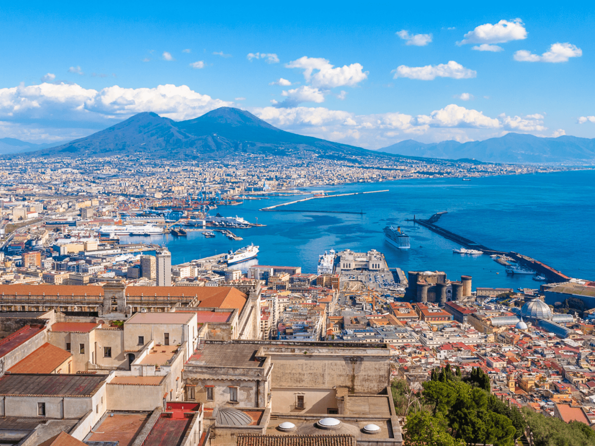 Napoli Capri: Il Salto nel Blu che Completa la Magia Partenopea