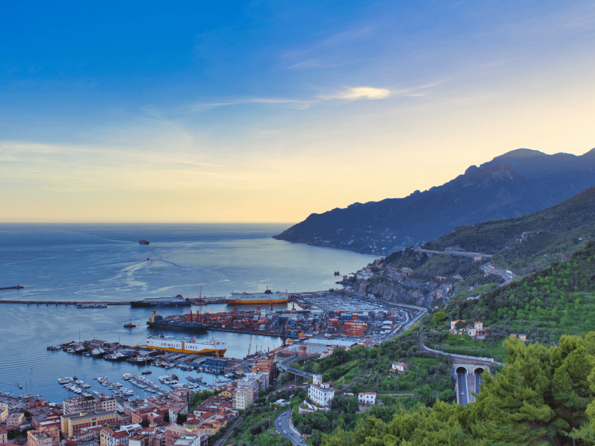 Salerno Capri: dal porto storico del Sud verso l'Isola dei Sogni